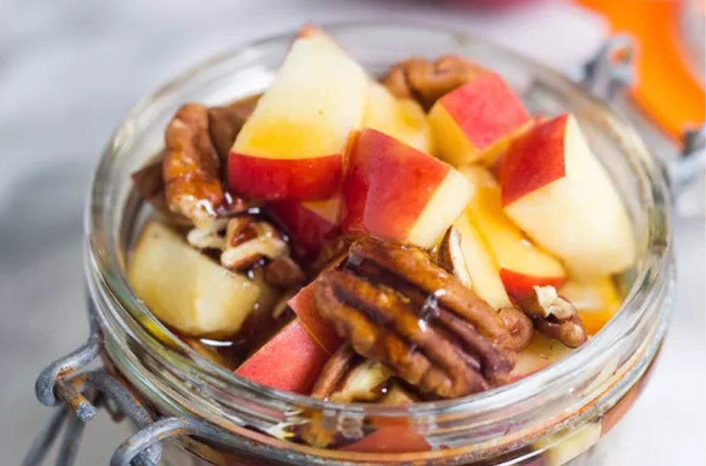 Recipe: Apple-Cinnamon Overnight Oats