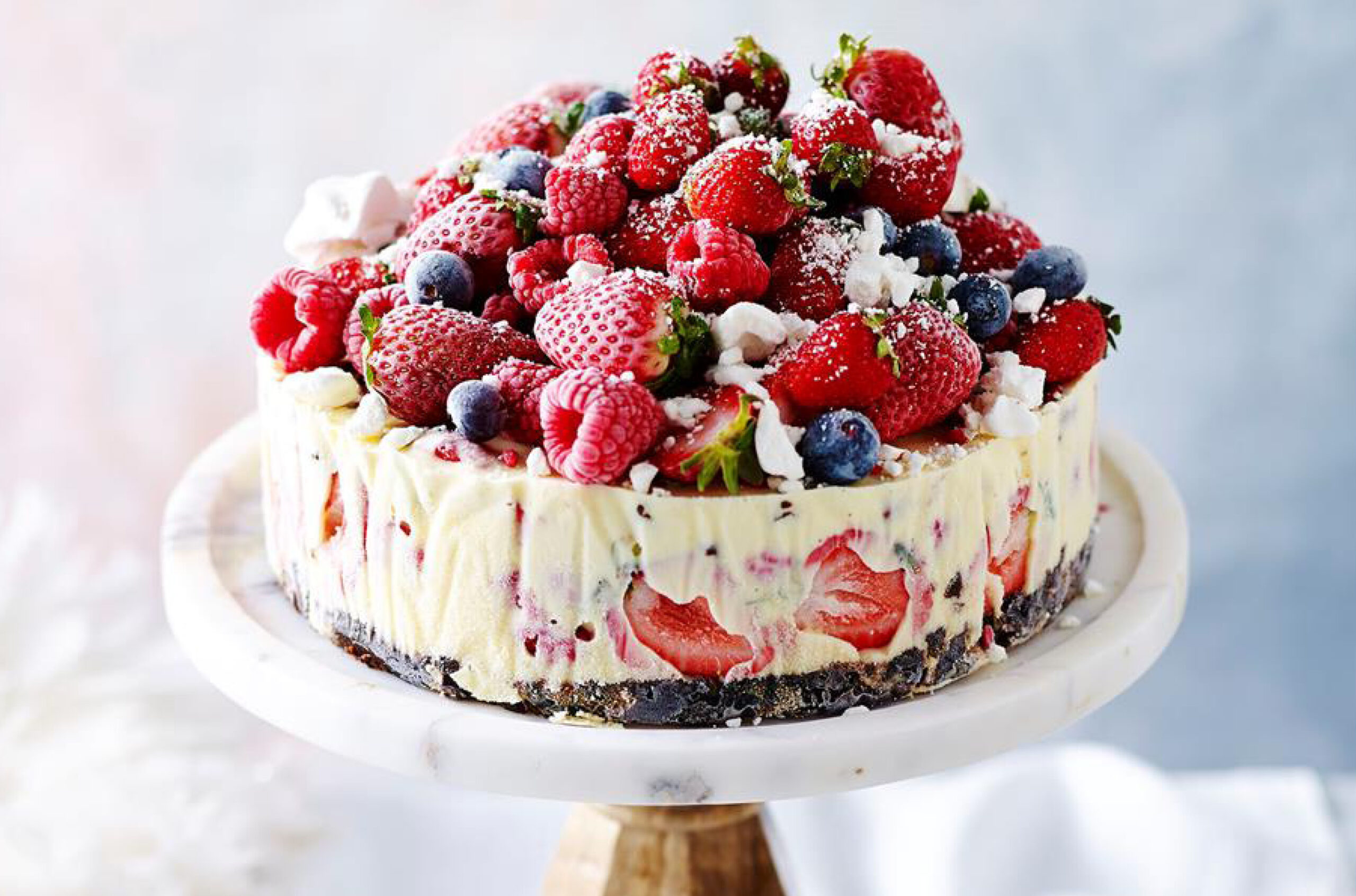 Recipe: The Night-Before-Christmas Ice Cream Cake